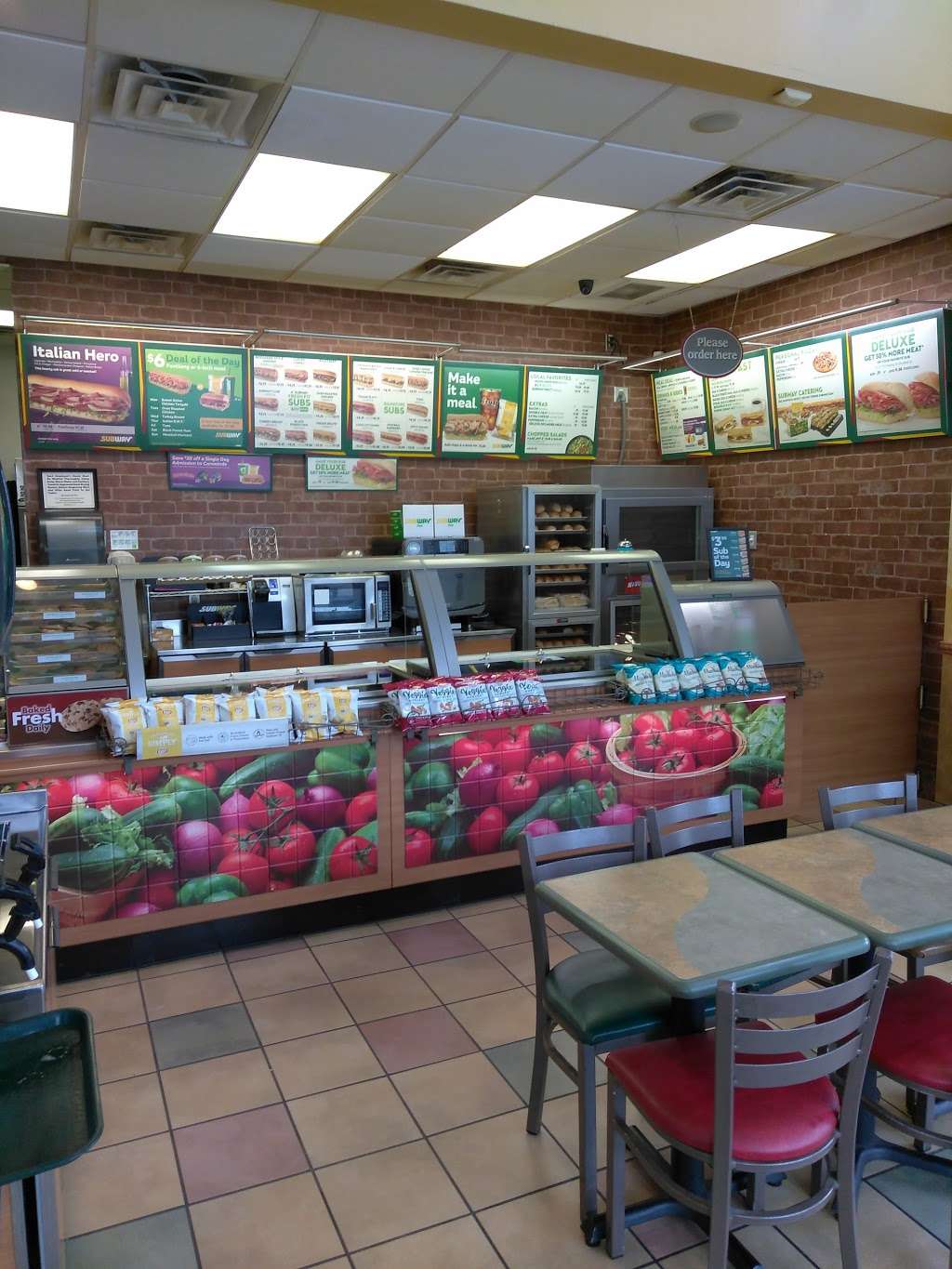 Subway Restaurants | 720 McAdenville Rd, Lowell, NC 28098 | Phone: (704) 879-4670