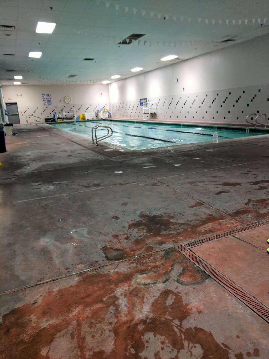 24 Hour Fitness 2106 W Craig Rd North Las Vegas Nv 032 Usa