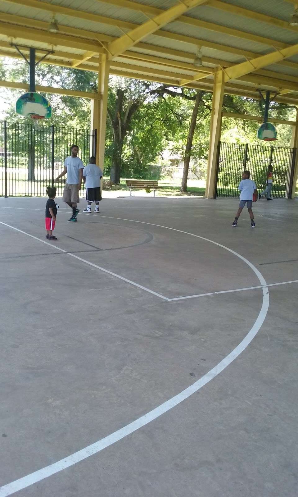 Highland Community Center 3316 De Soto St, Houston, TX 77091, USA