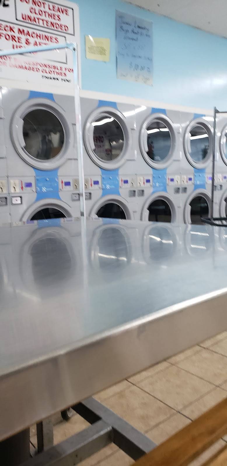 Delavan Village Laundry | 1440 E Delavan Ave, Buffalo, NY 14215 | Phone: (716) 894-6966