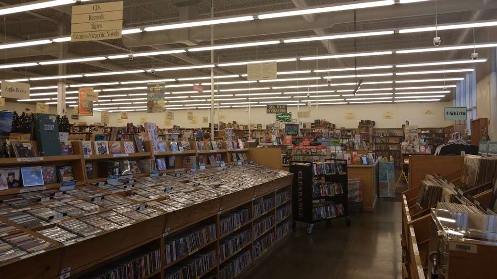 Half Price Books | 9867 E, US Hwy 36, Avon, IN 46123, USA | Phone: (317) 209-8841