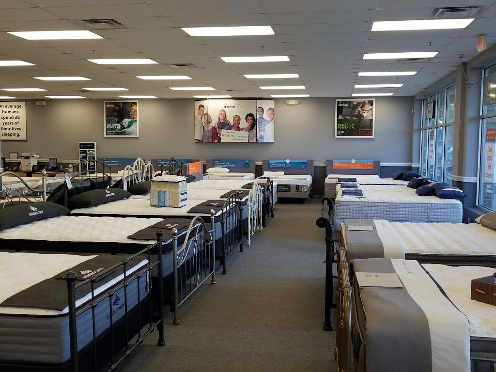 Mattress Warehouse of Dumfries | 39663970 Fettler Park Dr, Dumfries, VA 22025, USA | Phone: (703) 445-9877