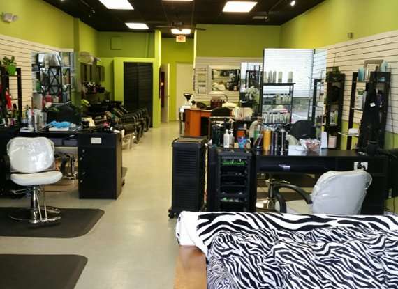 Lindas Hair & Nail Company | 241 N Hunt Club Blvd, Longwood, FL 32779 | Phone: (321) 295-7983