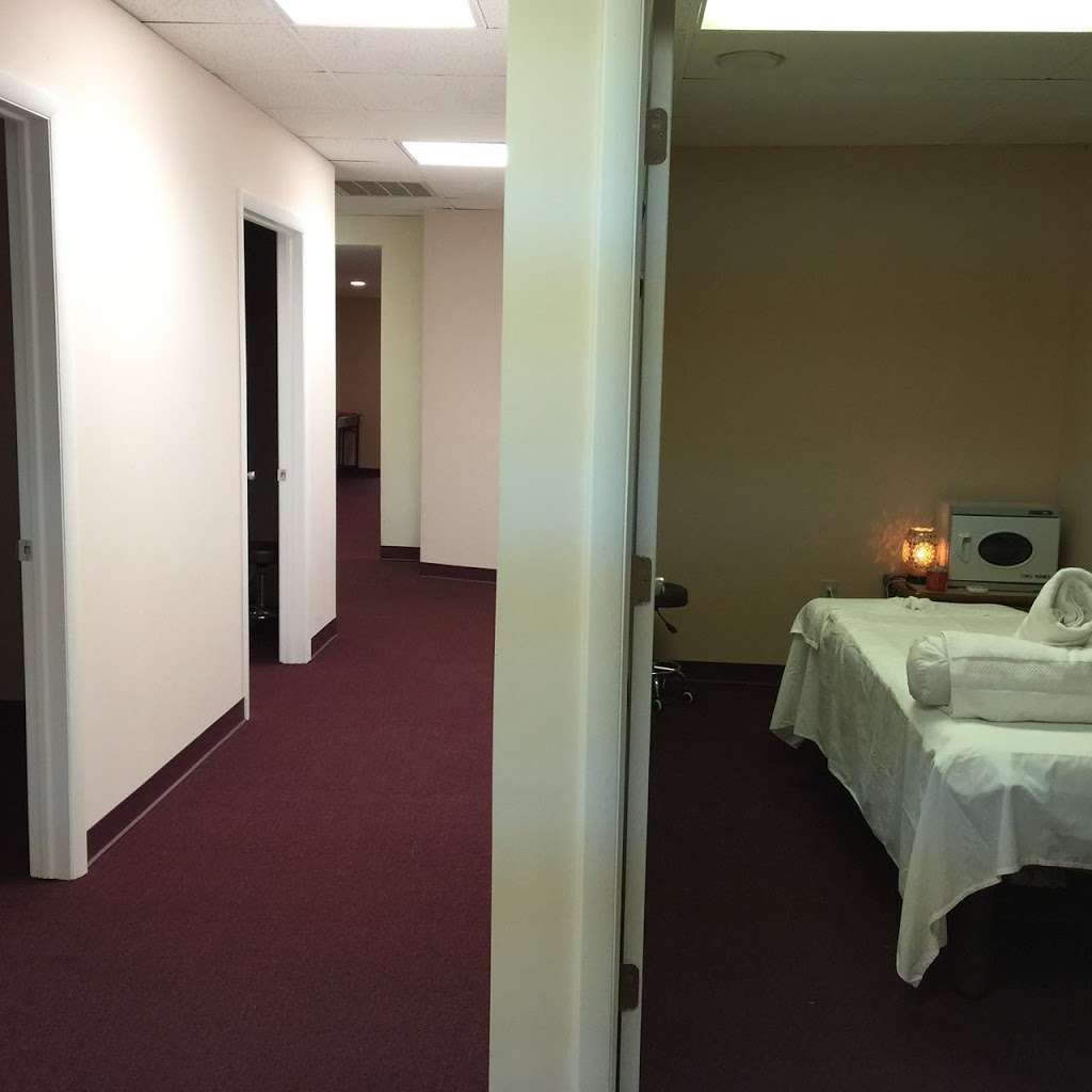 iCure Massage | 821 N Bethlehem Pike, Lower Gwynedd Township, PA 19002, USA | Phone: (267) 467-1777