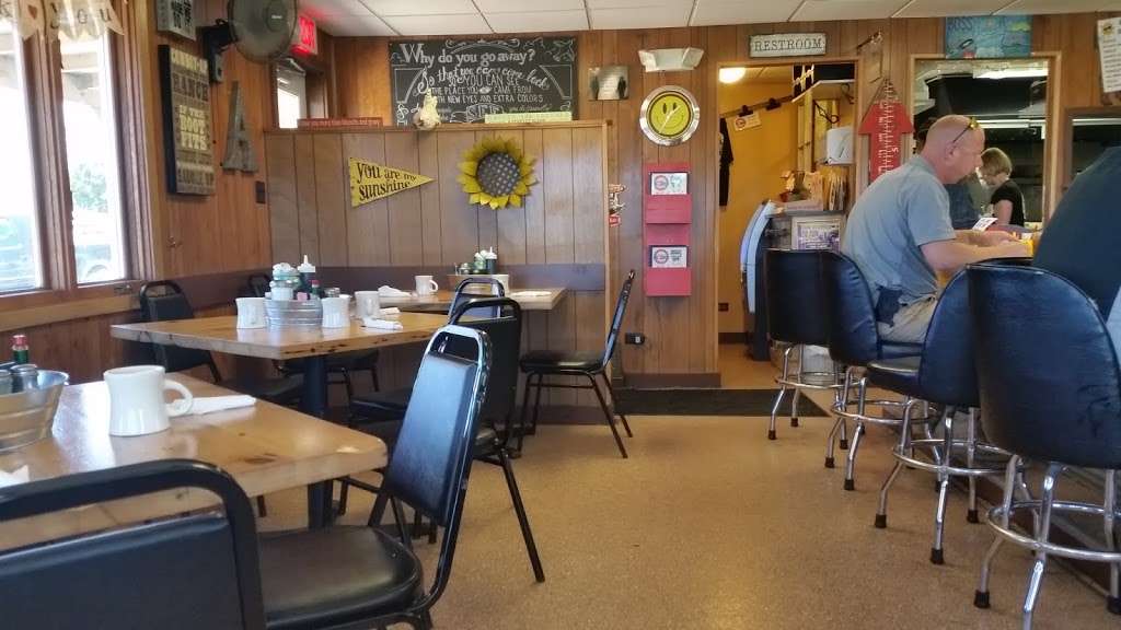 Allens Corner Diner | 44W483 Hwy 20, Hampshire, IL 60140 | Phone: (847) 683-4637