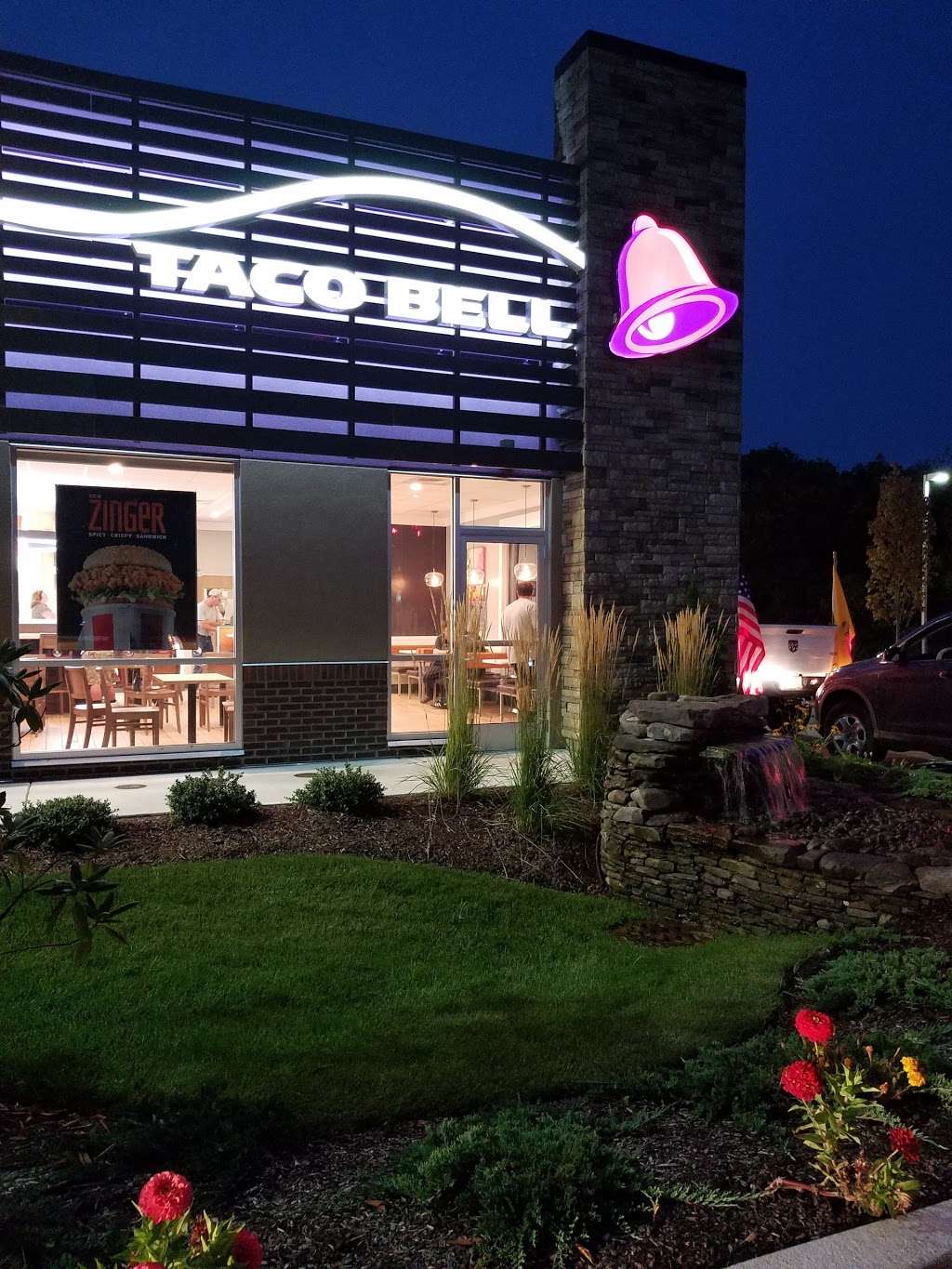 Taco Bell | 421 Putnam Pike, Greenville, RI 02828, USA | Phone: (401) 231-6710