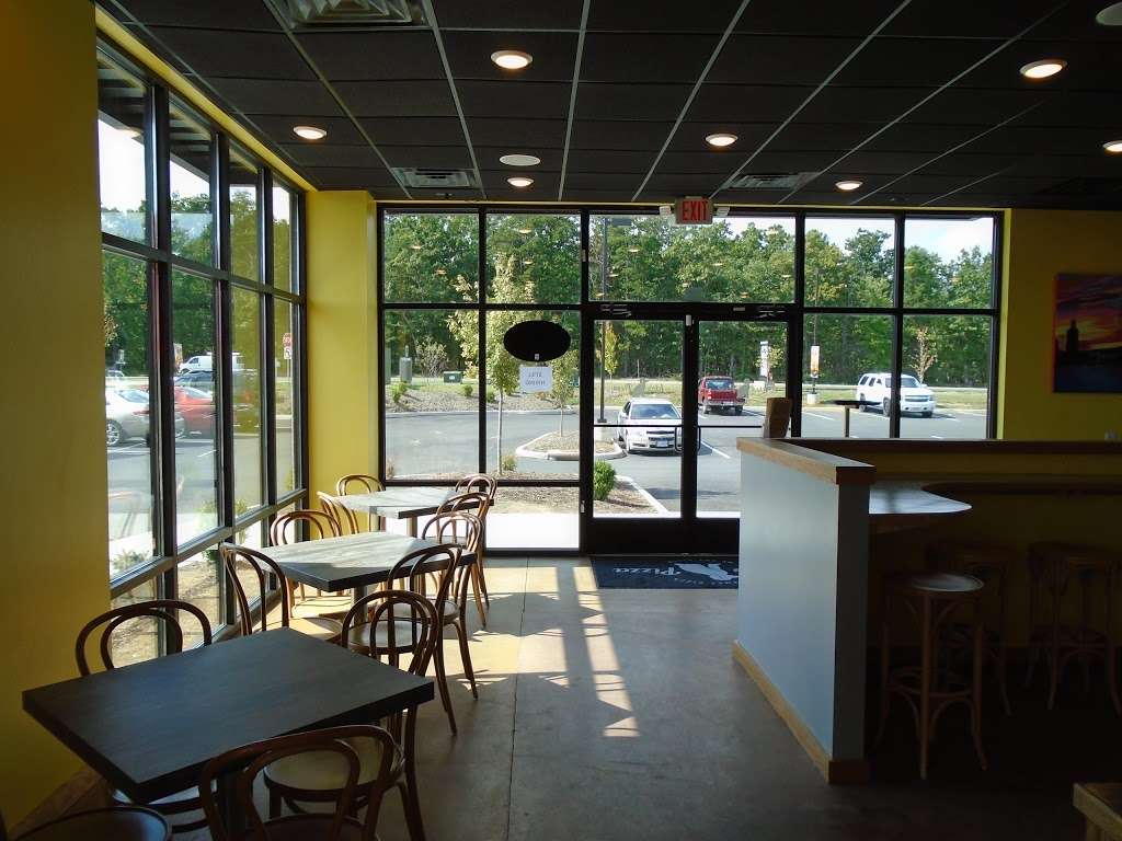 Lelos Pizza Zion Crossroads | 65 Freedom Dr, Gordonsville, VA 22942, USA | Phone: (540) 406-5910