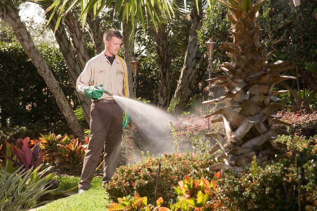 Drake Lawn & Pest Control Orlando | 1584 College Park Business Center Rd, Orlando, FL 32804, USA | Phone: (407) 532-3006