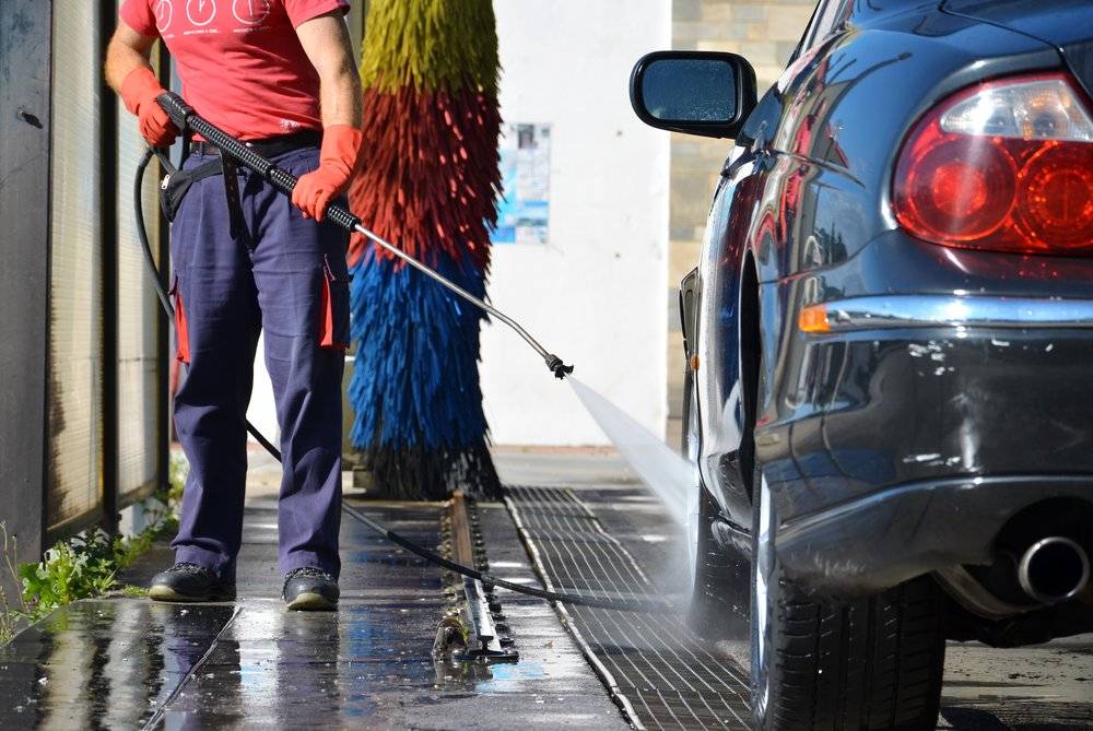 Classic Express Car Wash & Lube | 5012 S Cooper St, Arlington, TX 76017, USA | Phone: (817) 567-2778