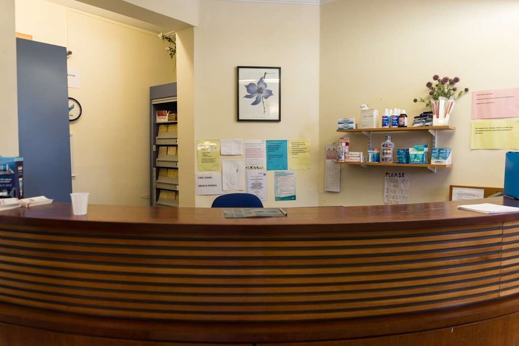 Penerley Road Dental Practice | 8 Penerley Rd, London SE6 2LQ, UK | Phone: 020 8698 1944