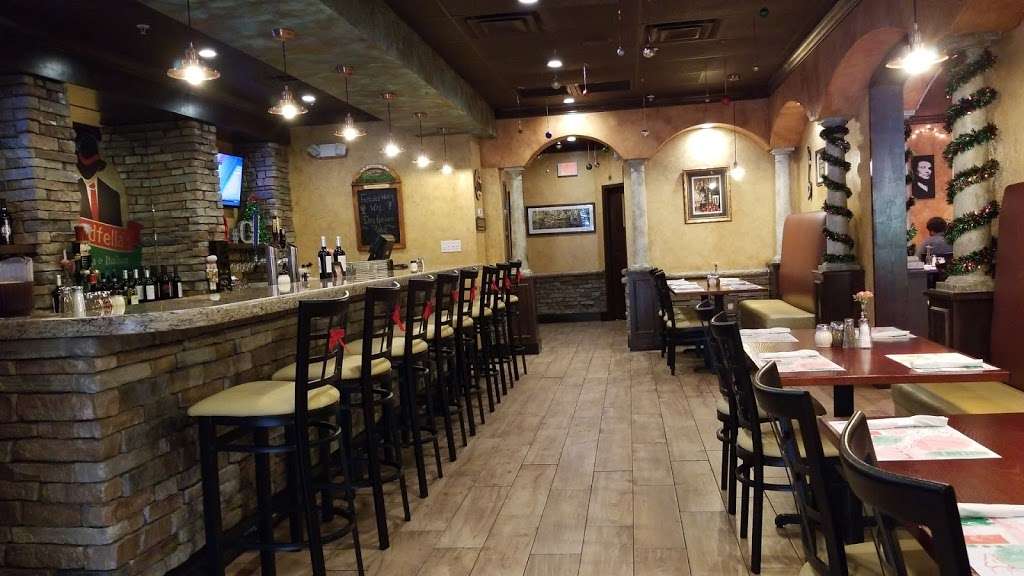 Goodfellas Pizzeria & Italian Restaurant | 2955 Enterprise Rd, DeBary, FL 32713, USA | Phone: (386) 668-9199