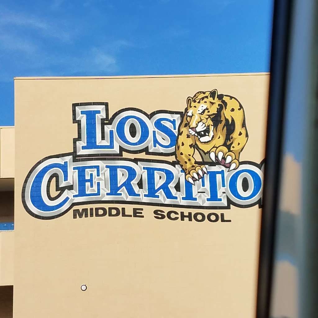 The Los Cerritos Middle School | 2100 E Avenida De Las Flores, Thousand Oaks, CA 91362, USA | Phone: (805) 492-3538