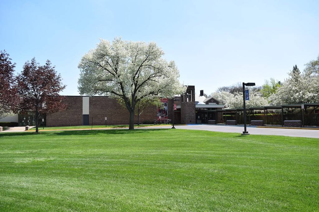 University Liggett School | 1045 Cook Rd, Grosse Pointe Woods, MI 48236, USA | Phone: (313) 884-4444