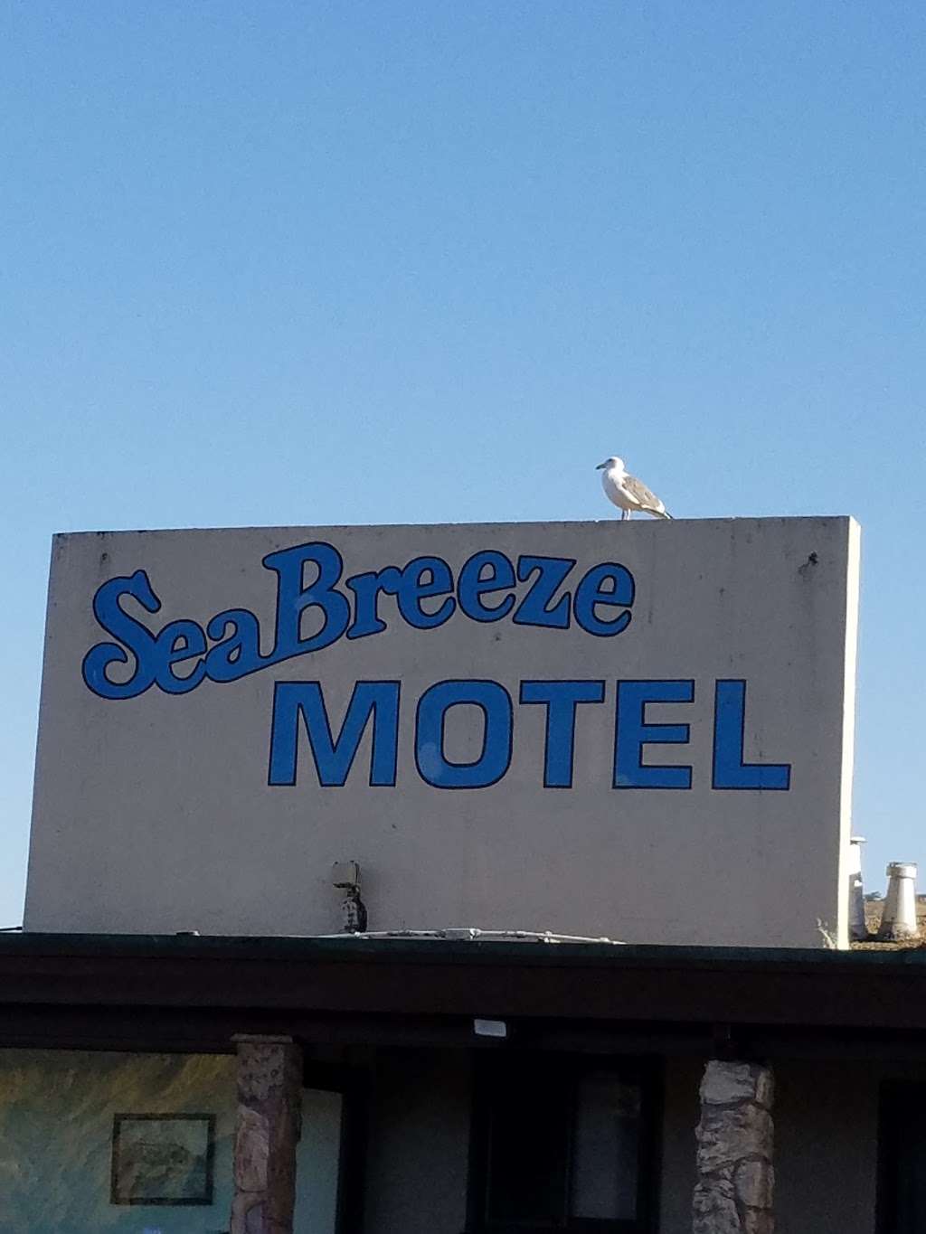 Sea Breeze Motel | 100 Rockaway Beach Ave, Pacifica, CA 94044, USA | Phone: (650) 359-3903