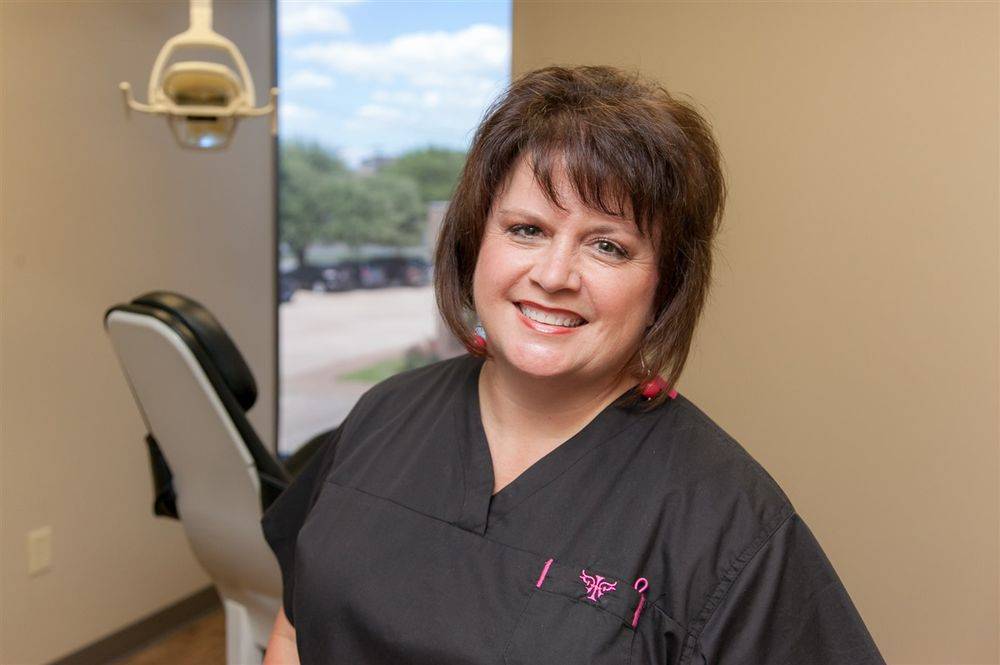 Bellaire Dental: Kevin Altieri DDS | 5521 Bellaire Dr S Suite 202, Fort Worth, TX 76109, USA | Phone: (817) 294-5513