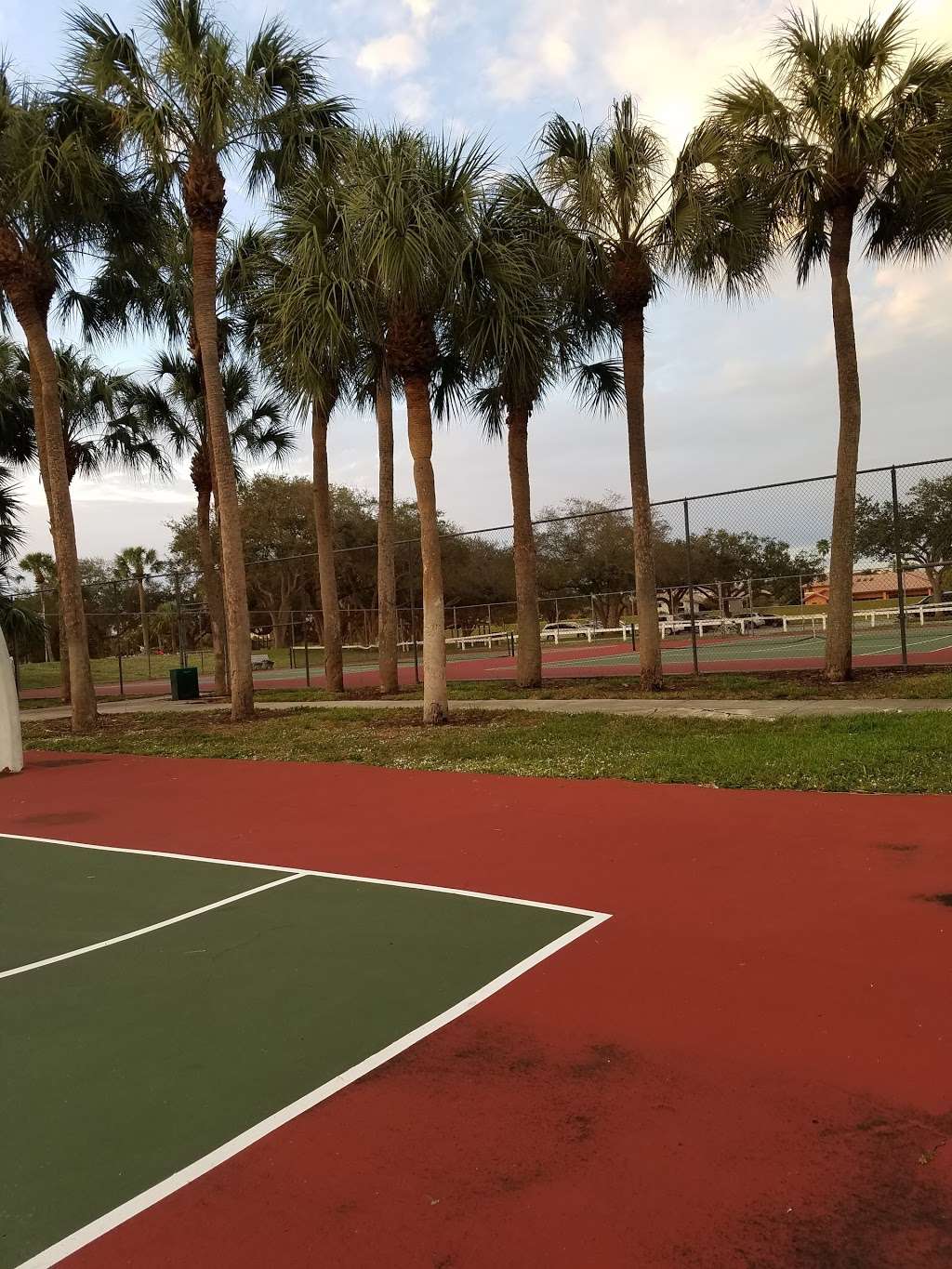 Villages of Hillsboro Park | 4111 NW 6th St, Deerfield Beach, FL 33442, USA | Phone: (954) 480-4494