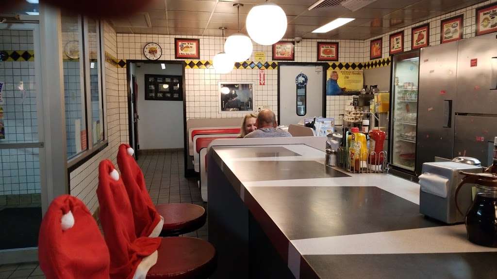 Waffle House | 728 N Sam Houston Pkwy E, Houston, TX 77060, USA | Phone: (281) 405-8565