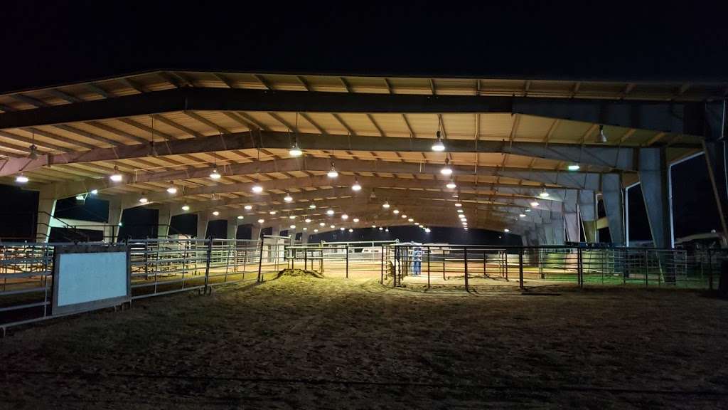 Willis Ag Arena | 13551 Rogers Rd, Willis, TX 77378, USA