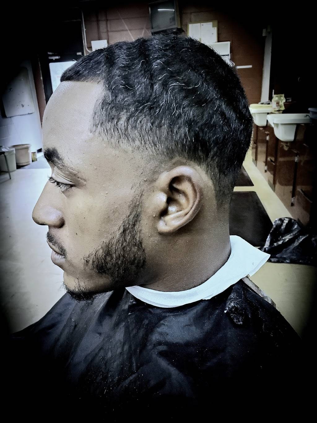 Joes Barber Shop | 132 Solon Rd, Cleveland, OH 44146, USA | Phone: (440) 232-2479