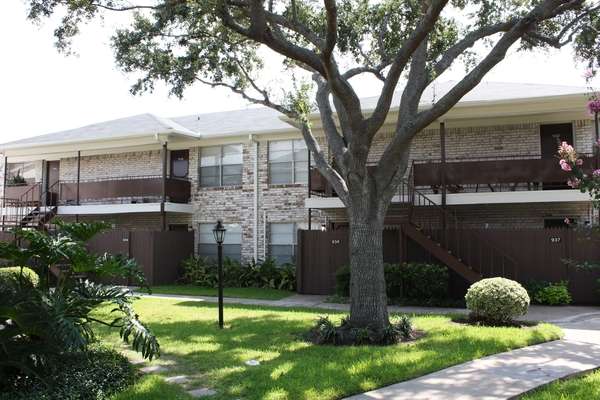 Stratford House Apartments | 4010 Linkwood Dr, Houston, TX 77025, USA | Phone: (713) 666-0116