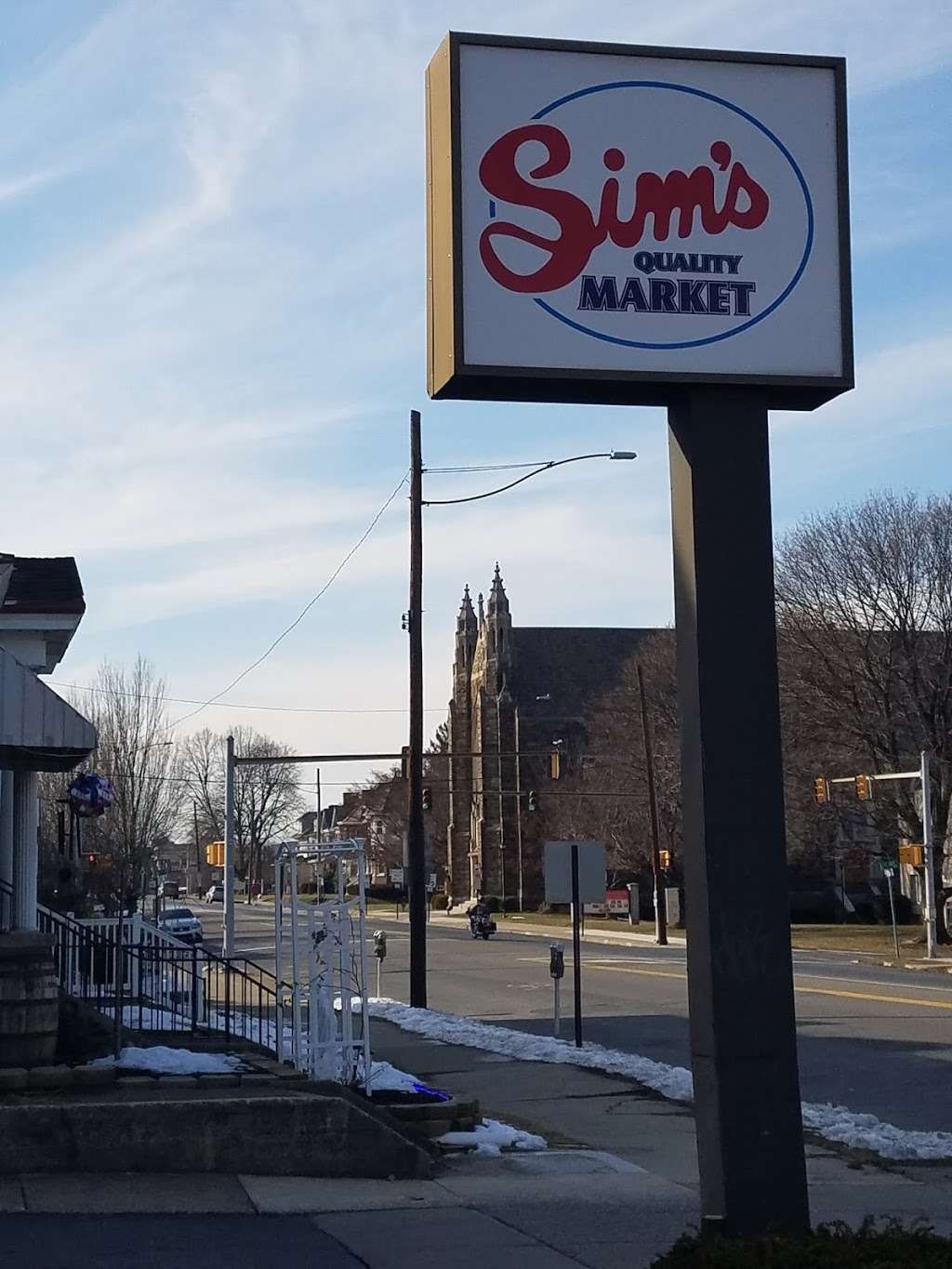 Sims Quality Market | 609 W Broad St, Bethlehem, PA 18018, USA | Phone: (610) 865-3651