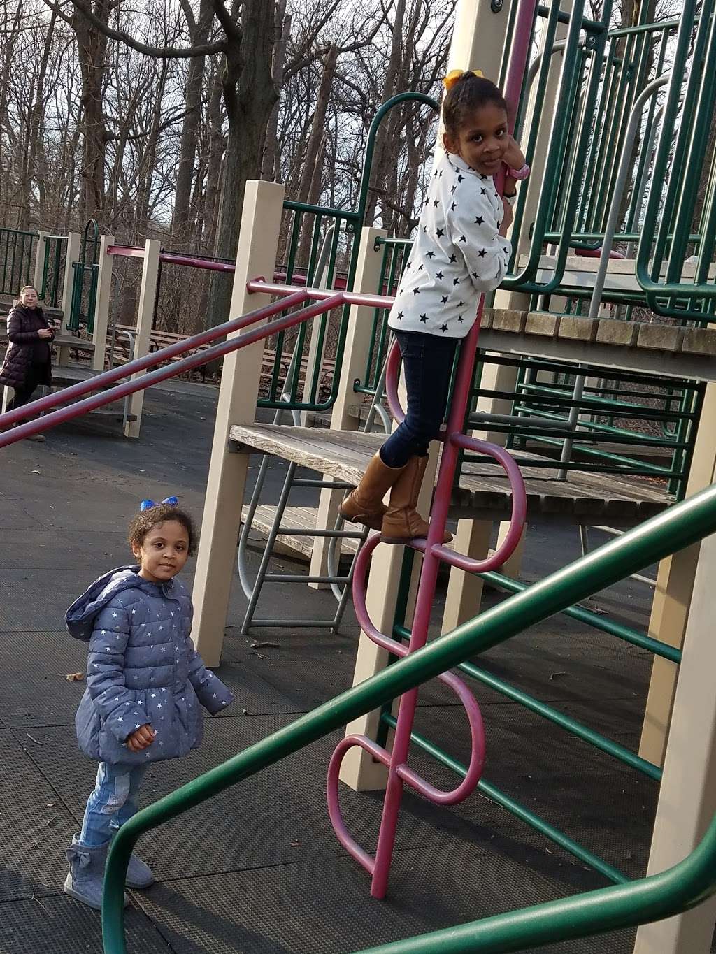 McLaughlin Playground | 200-04 McLaughlin Ave, Hollis, NY 11423 | Phone: (212) 639-9675