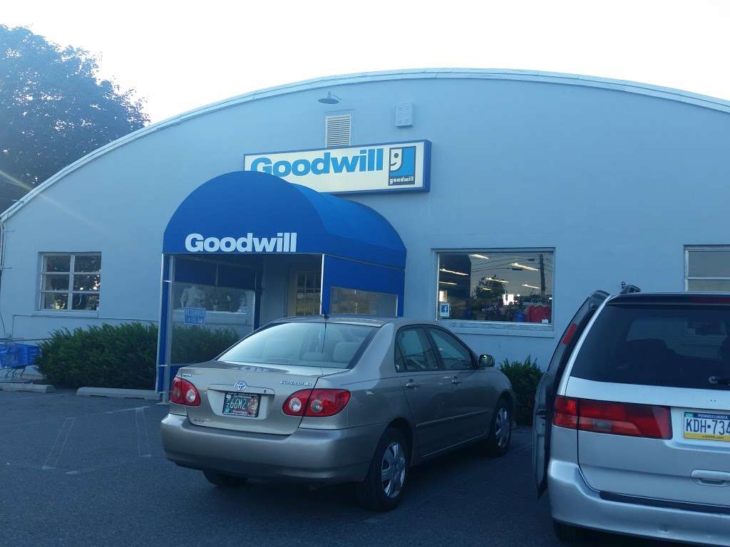 Goodwill Store & Donation Center | 1367 Weaverland Rd, East Earl, PA 17519, USA | Phone: (717) 445-6016