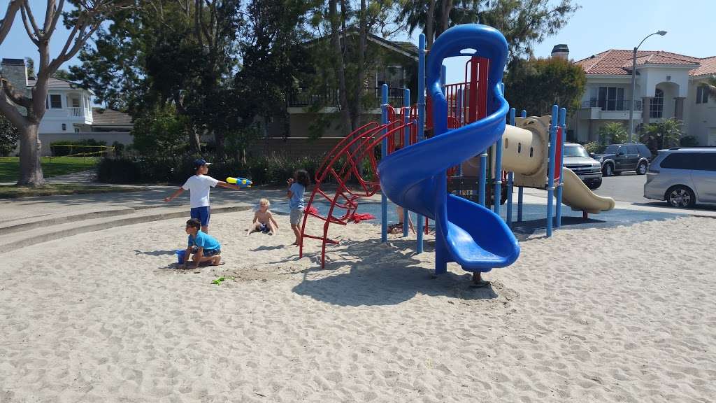 Trinidad Park | 3601 Sagamore Dr, Huntington Beach, CA 92649 | Phone: (714) 536-5486