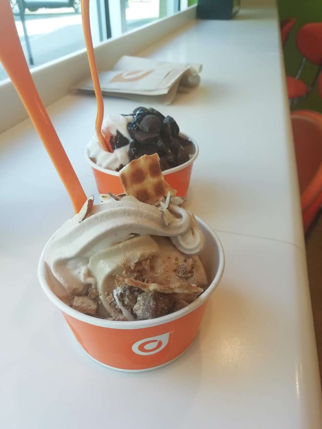 Orange Leaf Frozen Yogurt | 321 School St, Mansfield, MA 02048 | Phone: (508) 339-9020