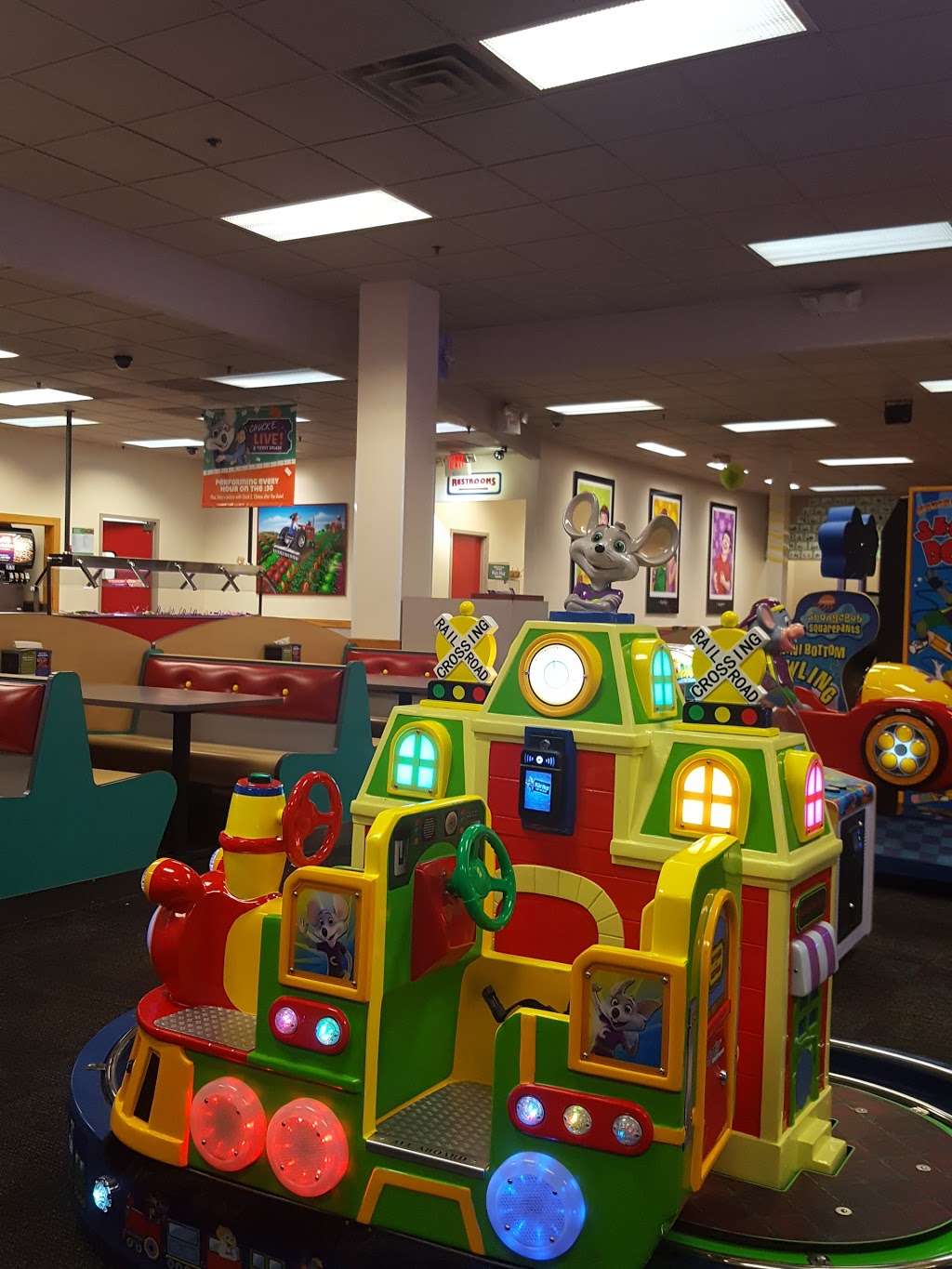 Chuck E. Cheeses | 8804 US-31, Indianapolis, IN 46227 | Phone: (317) 887-0646