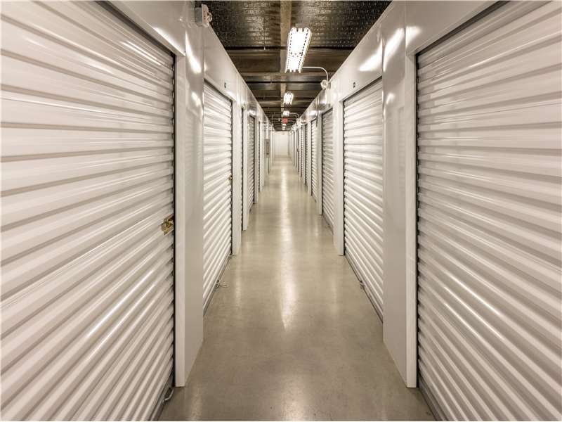 Extra Space Storage | 2101 State St Ext, Bridgeport, CT 06605, USA | Phone: (203) 690-1637
