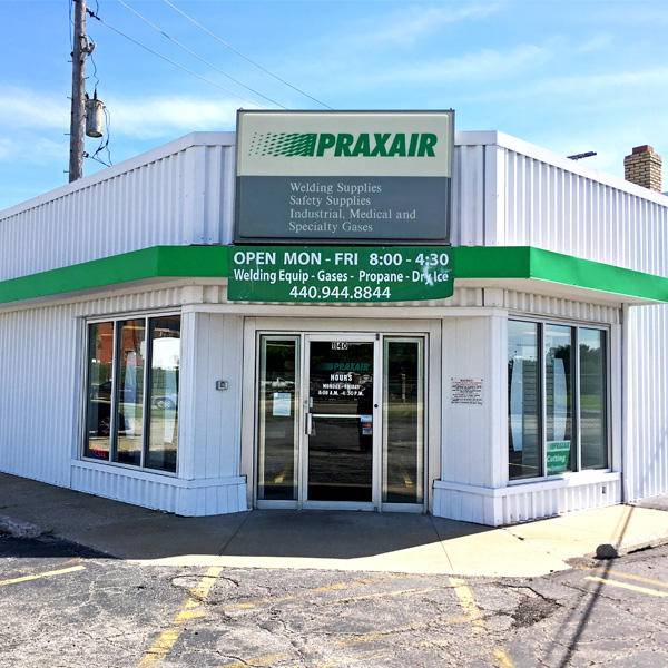 Praxair Welding Gas and Supply Store | 1140 Lloyd Rd, Wickliffe, OH 44092, USA | Phone: (440) 944-8844