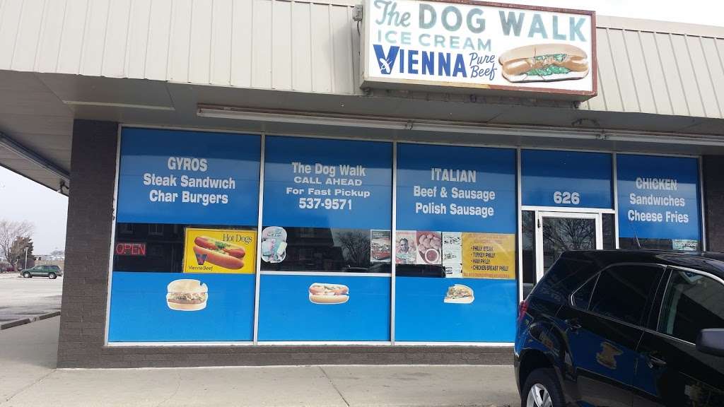 Dog Walk | 626 N Milwaukee Ave, Prospect Heights, IL 60070, USA | Phone: (847) 537-9571