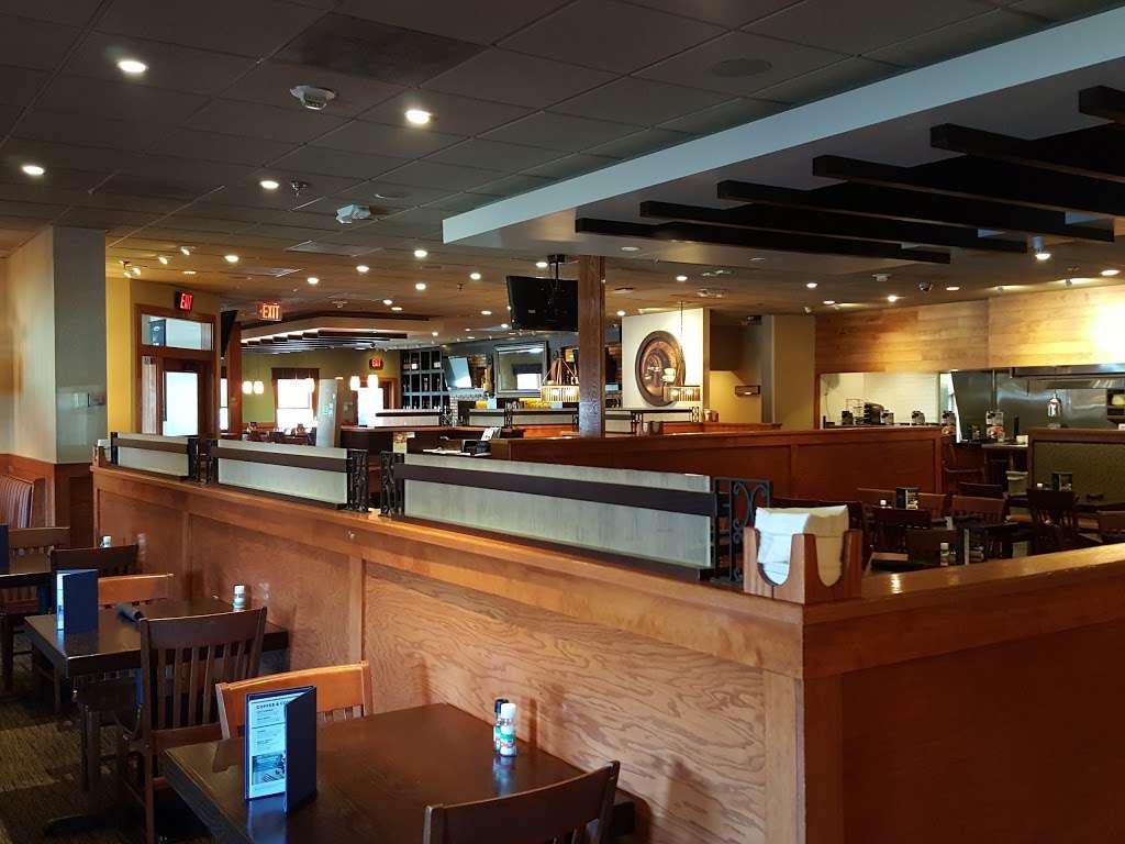 Carrabbas Italian Grill | 8030 Ritchie Hwy, Pasadena, MD 21122, USA | Phone: (410) 863-5960