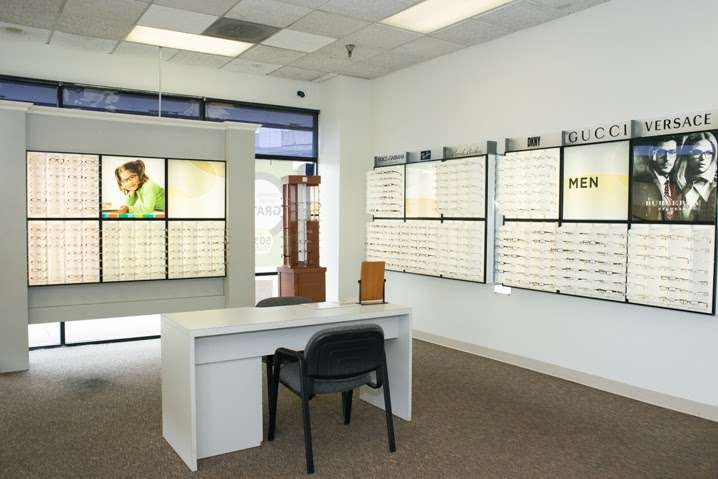 Pearle Vision - Pulaski | 5153 S Pulaski Rd b, Chicago, IL 60632, USA | Phone: (773) 284-9844