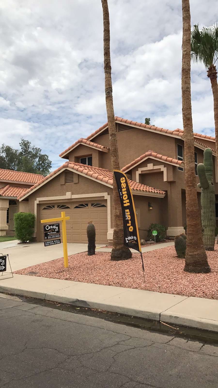 The Phoenix Realtor Kenneth Cano | 6122 W Morten Ave, Glendale, AZ 85301 | Phone: (623) 242-3580