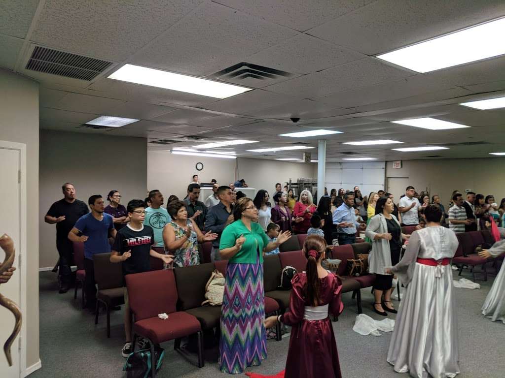 Iglesia de Jesucristo de Nazaret Phoenix | 3330 N 35th Ave, Phoenix, AZ 85017, USA | Phone: (480) 207-0513