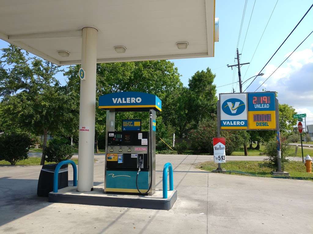 Valero Corner Store | 410 Bay Oaks Dr, La Porte, TX 77571, USA