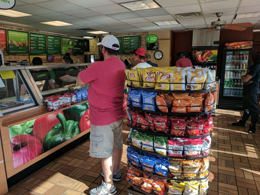 Subway Restaurants | 100 E Old Hwy 40, Odessa, MO 64076 | Phone: (816) 633-8400