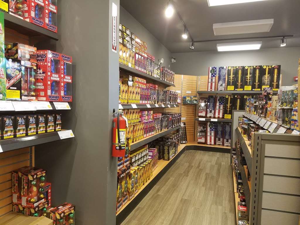 The Fireworks Superstore | 1937 Sullivan Trail, Tannersville, PA 18372 | Phone: (570) 629-3621