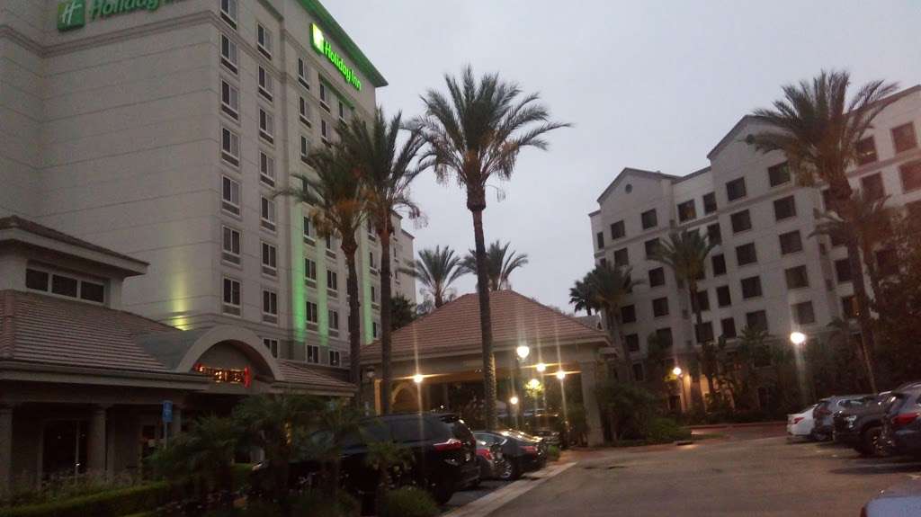 Holiday Inn Anaheim-Resort Area | 1915 S Manchester Ave, Anaheim, CA 92802, USA | Phone: (714) 748-7777