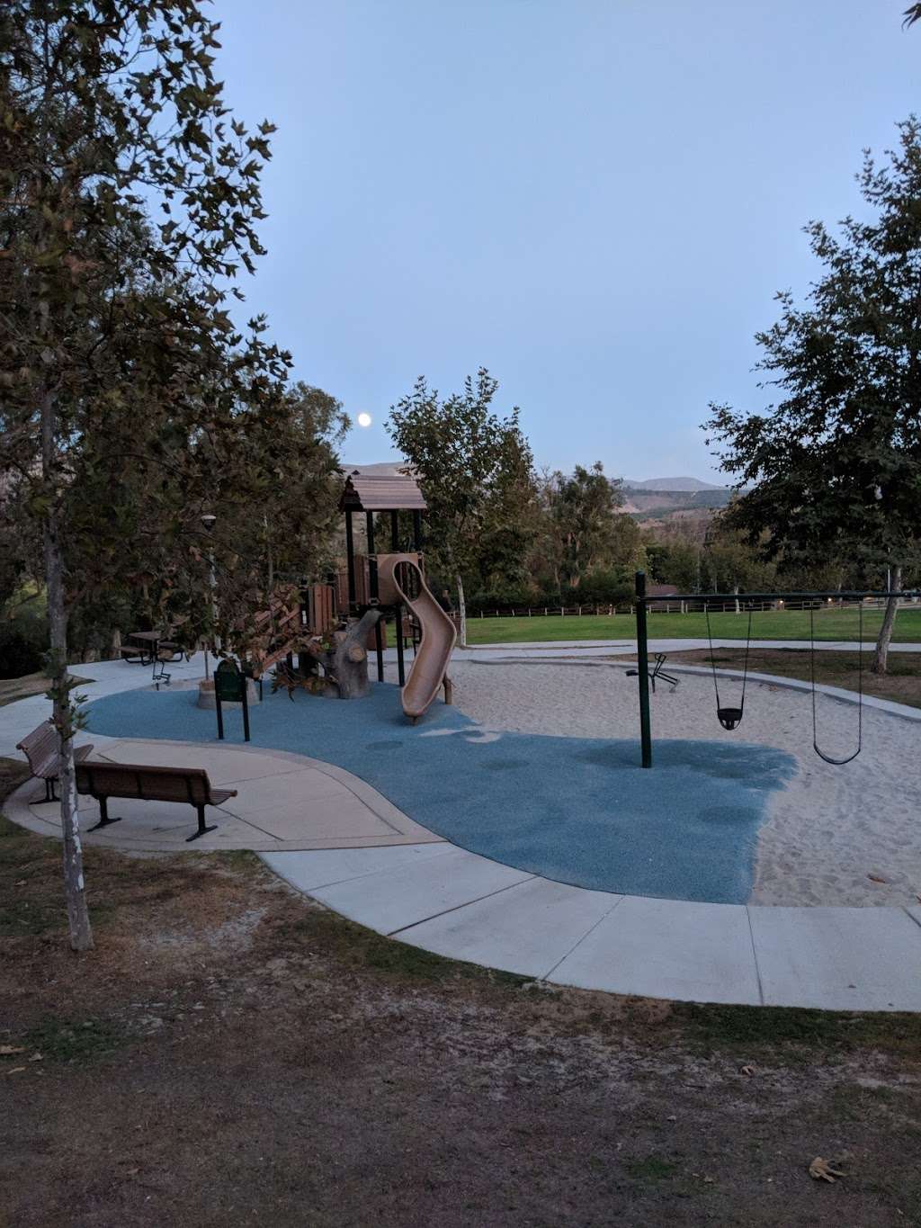 Park | 1861 Lower Lake Dr, North Tustin, CA 92705, USA