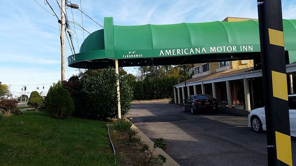 Americana Inn | 727 Broadhollow Rd, Farmingdale, NY 11735, USA | Phone: (631) 249-2810