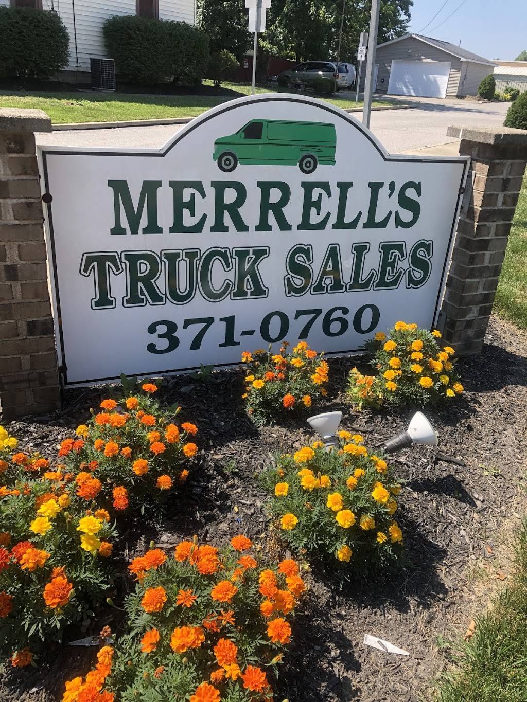 Merrells Truck Sales | 21 Shelby St, Florence, KY 41042, USA | Phone: (859) 371-0760