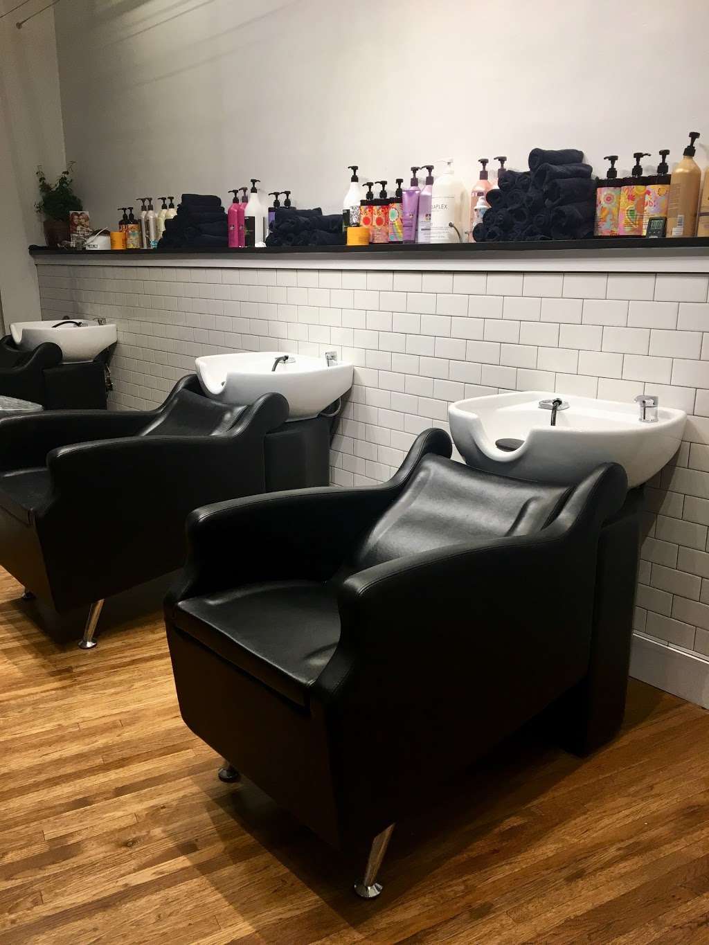 Marlo Salon, Inc. | 10215 S Western Ave, Chicago, IL 60643 | Phone: (773) 614-8569