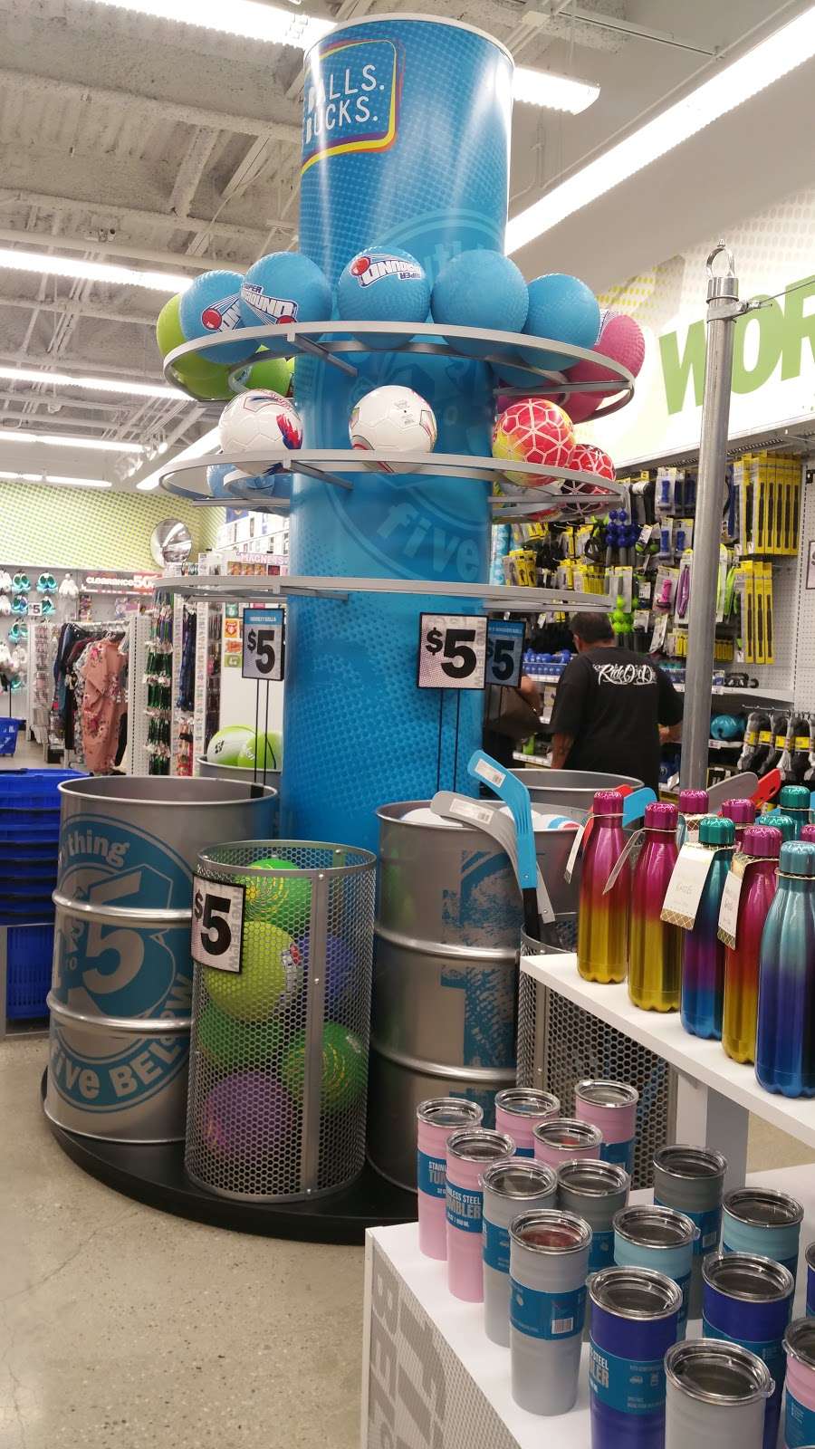 Five Below | 1555 Simi Town Center Way, Simi Valley, CA 93065, USA | Phone: (805) 579-7064