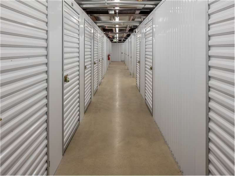 Extra Space Storage | 602 N Howard St, Baltimore, MD 21201 | Phone: (443) 955-2981