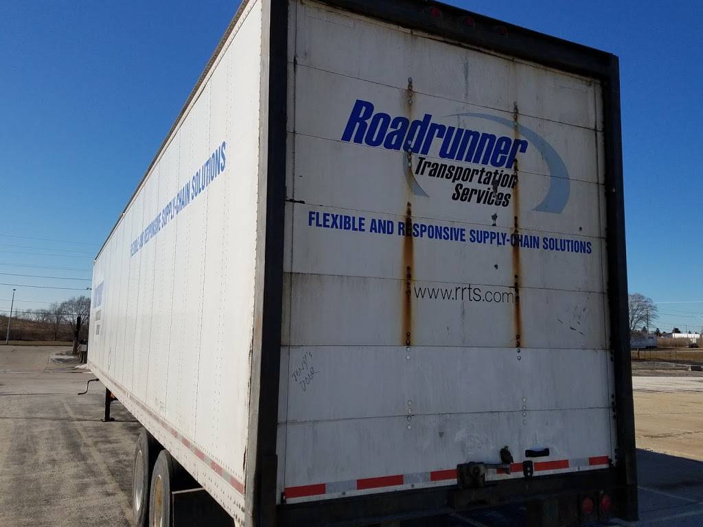 Roadrunner Transportation Systems Corp. Office | 4900 S Pennsylvania Ave, Cudahy, WI 53110, USA | Phone: (414) 615-1500
