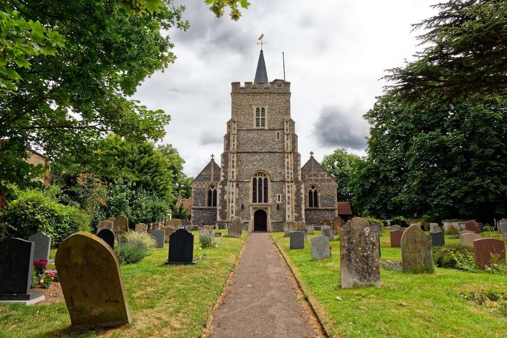 St Mary C Of E Church | 2 Church St, Essendon, Hatfield AL9 6AS, UK | Phone: 01707 875940
