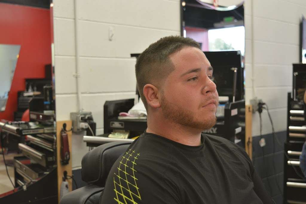 El y Ella BarberShop | 14155 E Colfax Ave # A-5, Aurora, CO 80011, USA | Phone: (303) 367-0021